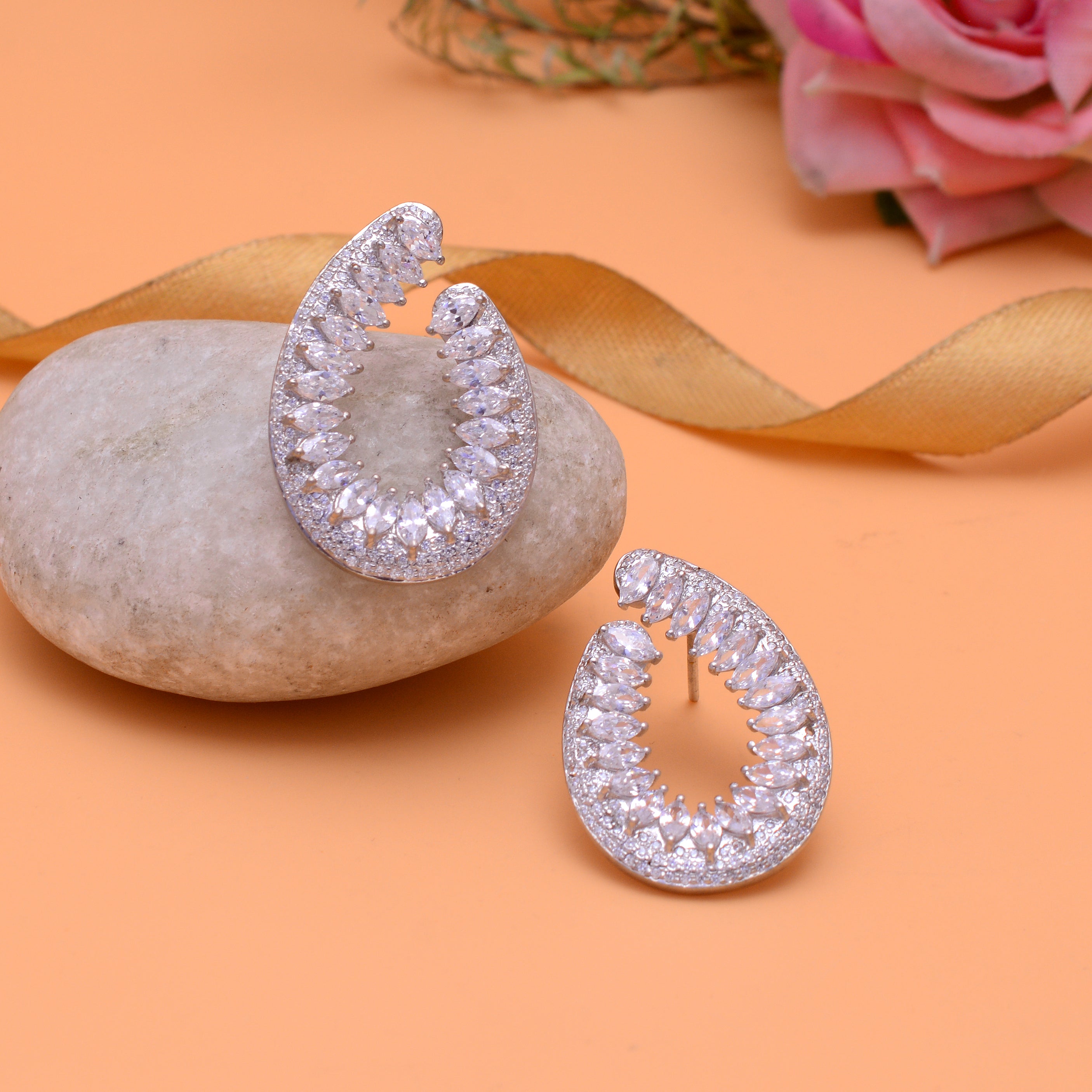 925 Sterling Silver Pear Shape Halo Drop Earrings for Women | Marquise Cut Cubic Zirconia Statement Earrings | Luxury Bridal & Party Jewelry | Women's Earrings