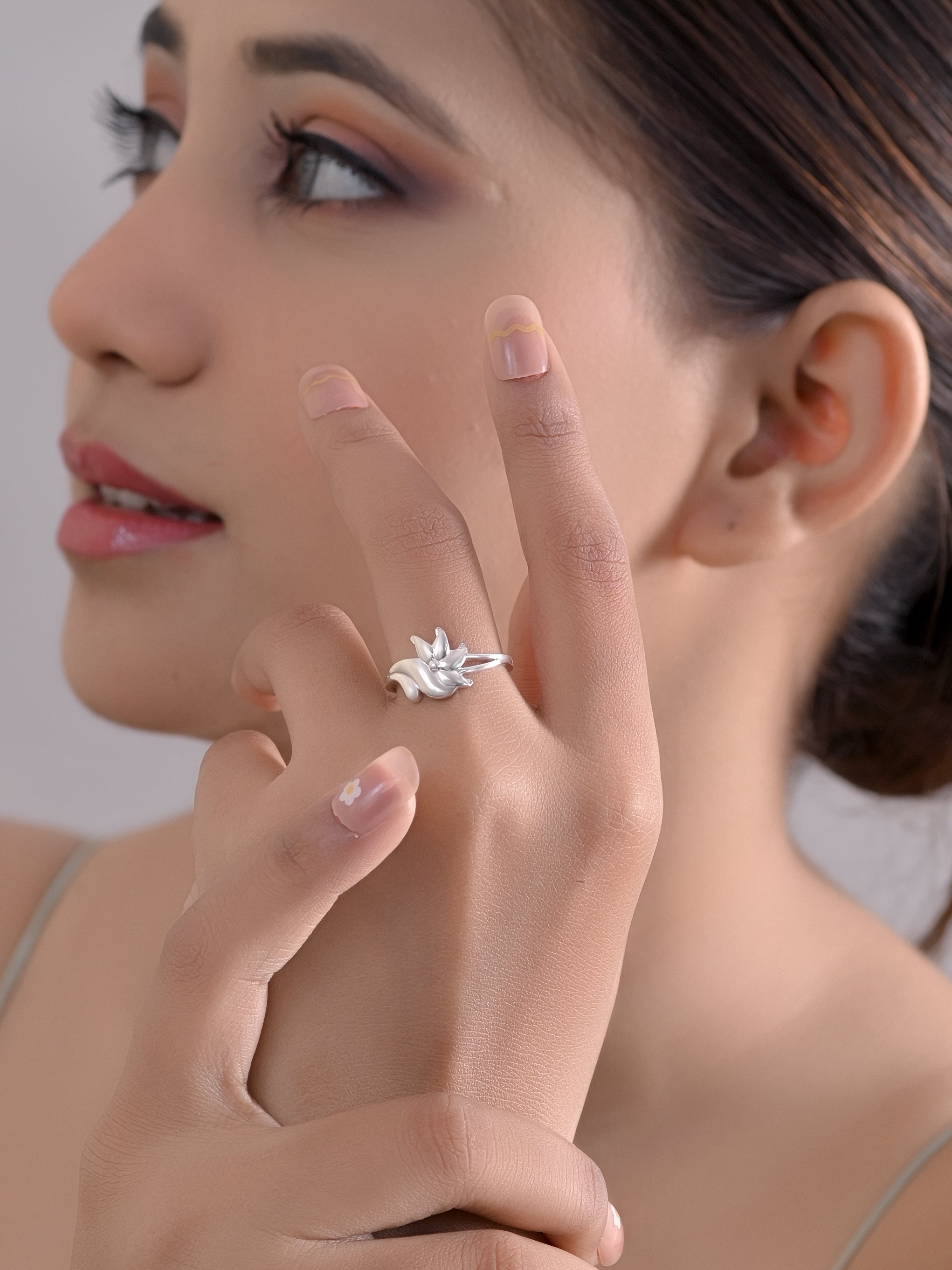 925 Sterling Silver Floral Leaf Ring for Women | Elegant Nature Inspired Open Ring